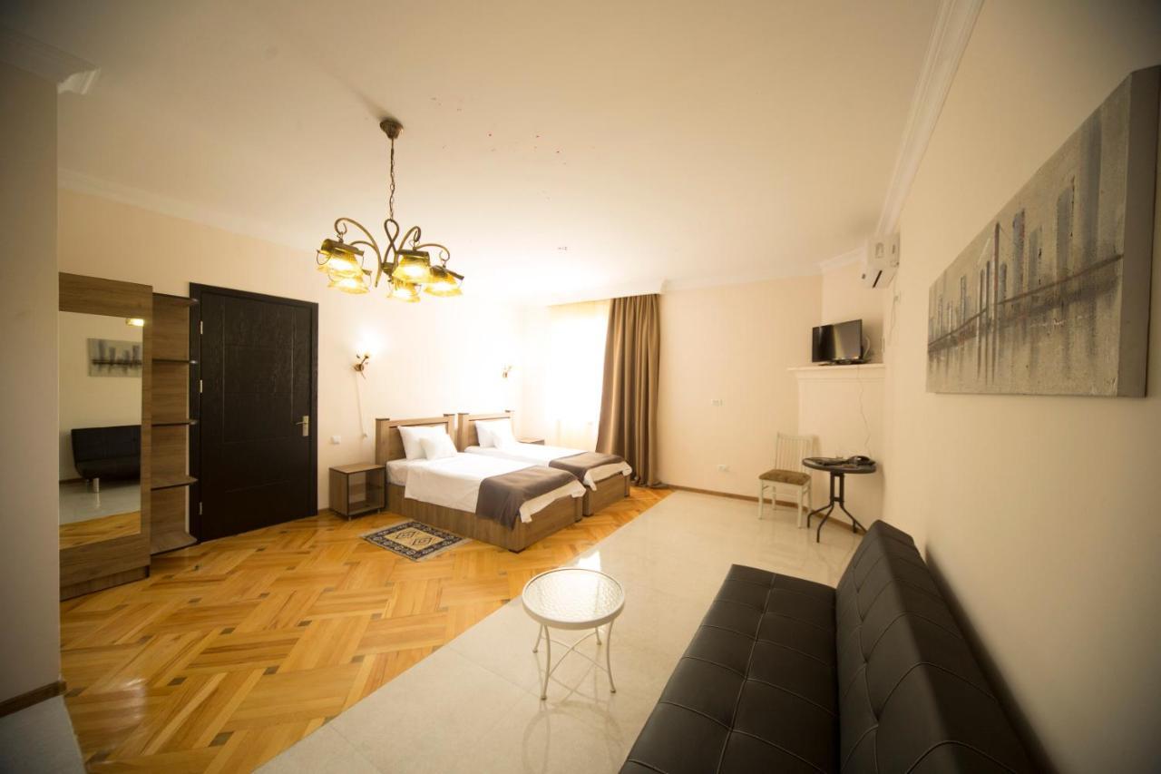 Отель Log Inn Тбилиси Экстерьер фото
